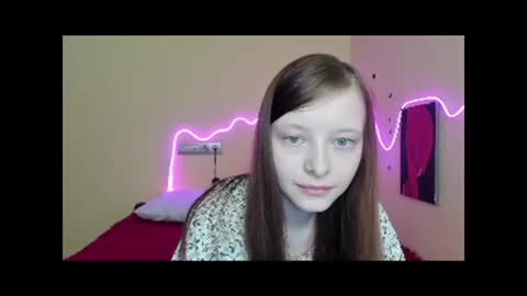 Snapshot of alicehariss chatting on September 24, 1:42 am Alie online show from September 24, 1:42 am
