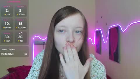 Snapshot of alicehariss chatting on September 27, 1:54 am Alie online show from September 27, 1:54 am