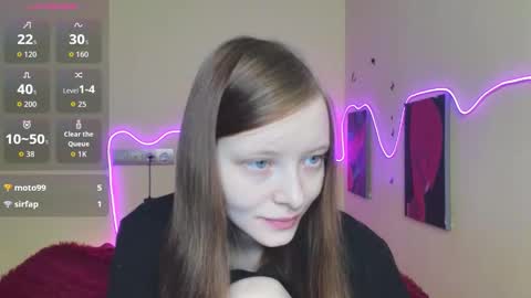 Snapshot of alicehariss chatting on September 28, 1:22 am Alie online show from September 28, 1:22 am