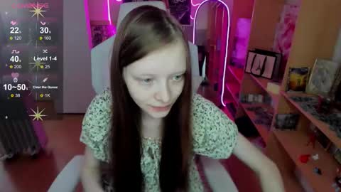 Alie online show from November 12, 3:18 am