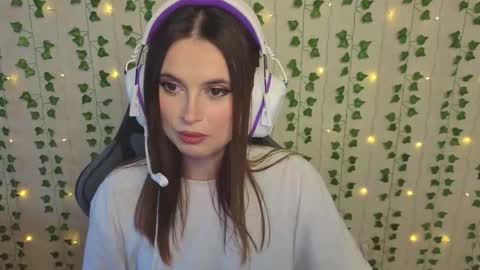 aliceimonta online show from February 25, 1:21 pm