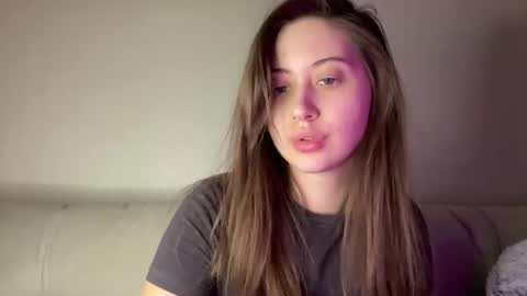 aliceinlustland online show from March 10, 5:07 pm