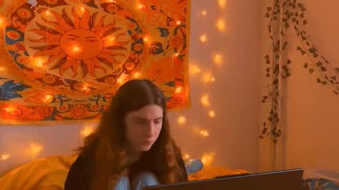 Alice online show from February 25, 5:28 am