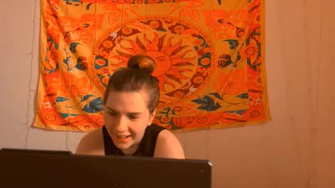 Alice online show from March 27, 5:13 am