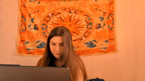 Alice online show from March 28, 5:07 am