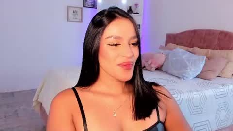 Snapshot of alicekiing_ chatting on June 17, 3:53 am ALICEKIING online show from June 17, 3:53 am
