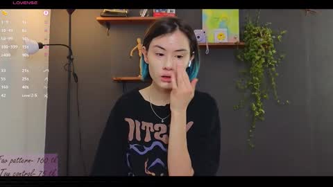 Snapshot of alicekit chatting on February 22, 12:38 am Alice vacation online show from February 22, 12:38 am