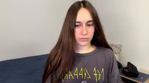 alicekollt online show from April 21, 2:51 am