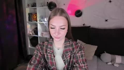 Alice online show from October 30, 4:36 am