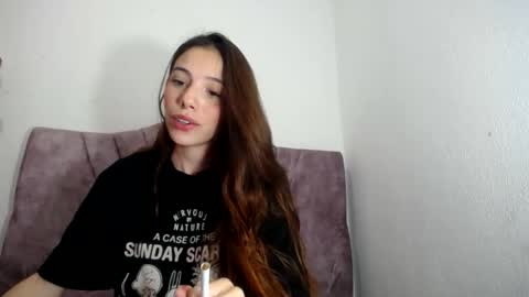 Snapshot of alicemary_533 chatting on May 16, 5:26 am Your Alice online show from May 16, 5:26 am