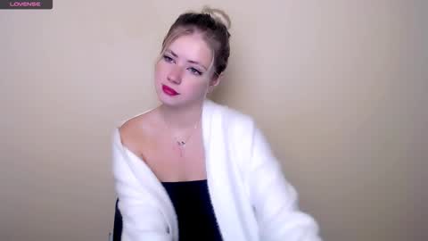 Alice online show from September 18, 7:43 am