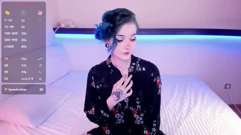 Alice online show from October 5, 6:12 am