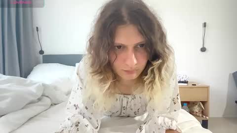 AlicePinkhead online show from October 7, 6:10 am