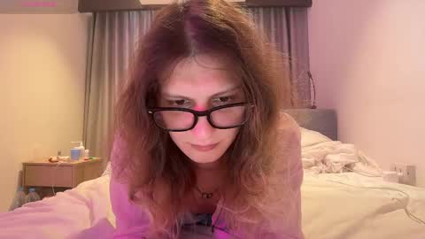 AlicePinkhead online show from April 24, 9:56 am