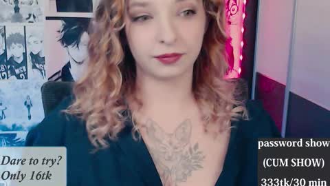 aliceriddle1 online show from March 27, 6:29 pm