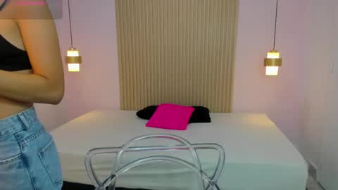 AliceRoss online show from April 20, 9:16 pm