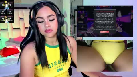 Snapshot of aliceroys chatting on June 7, 9:07 pm Alice online show from June 7, 9:07 pm