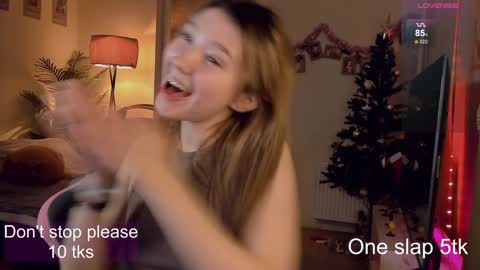 Alice online show from December 3, 9:12 pm