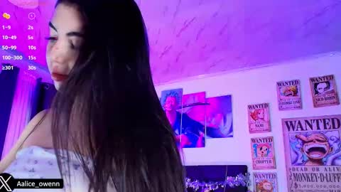 Alice online show from December 16, 9:09 pm