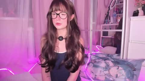 from wonderland online show from November 21, 3:54 pm