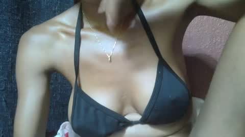 alicia253177 online show from February 12, 3:05 pm