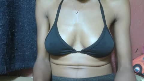 alicia253177 online show from March 2, 4:21 pm