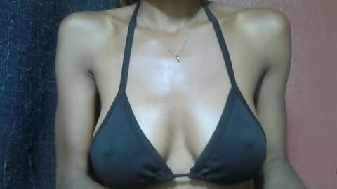 alicia253177 online show from March 10, 6:49 am