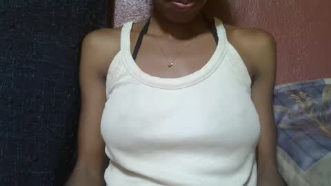 alicia253177 online show from March 11, 8:20 am