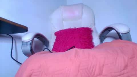 Alicia Kyse  online show from January 9, 3:04 am