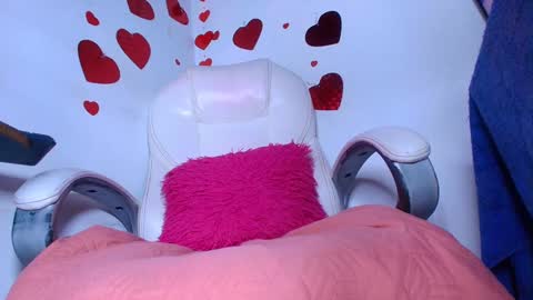 Alicia Kyse  online show from February 6, 3:06 am