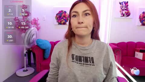 Snapshot of alicia_leclair chatting on September 18, 12:40 pm alicia online show from September 18, 12:40 pm