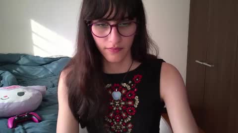 Alice online show from December 5, 9:17 pm