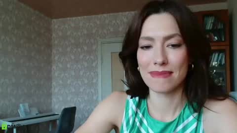 Snapshot of alicia_savory chatting on July 7, 6:47 am Alicia online show from July 7, 6:47 am
