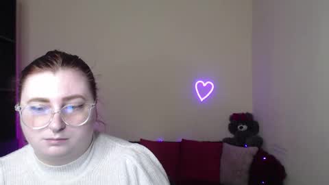 Alicia online show from April 23, 11:20 am