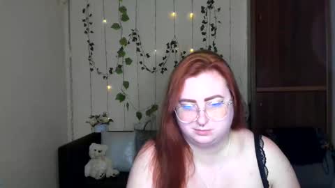 Alicia online show from May 26, 5:36 am