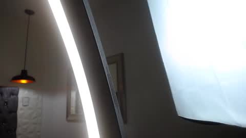 Snapshot of alicia_wonder_dl chatting on February 8, 11:44 am Ali online show from February 8, 11:44 am