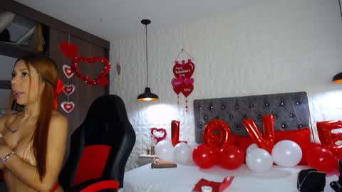 Snapshot of alicia_wonder_dl chatting on February 14, 11:53 am Ali online show from February 14, 11:53 am