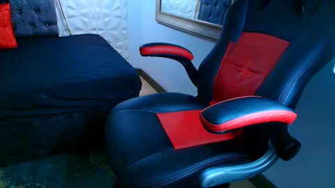 Snapshot of alicia_wonder_dl chatting on November 8, 11:54 am Ali online show from November 8, 11:54 am