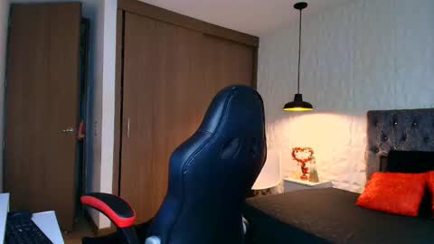 Snapshot of alicia_wonder_dl chatting on November 19, 11:43 am Ali online show from November 19, 11:43 am