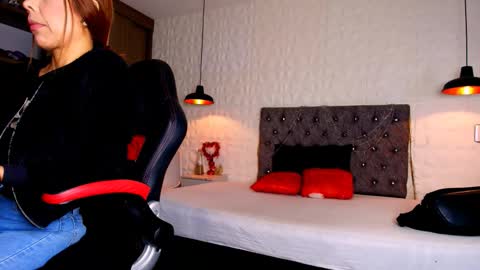 Ali online show from February 9, 11:58 am