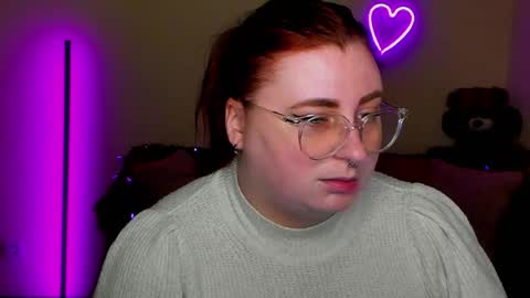 Alicia online show from April 23, 11:20 am