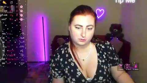 Snapshot of aliciaaared_kis chatting on June 24, 11:20 am Alicia online show from June 24, 11:20 am