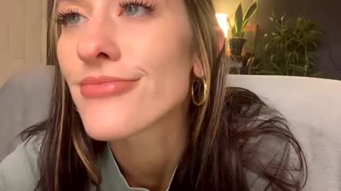 teacherspet69 online show from November 14, 8:35 am