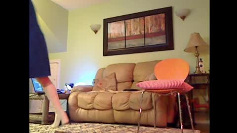 Alicia deHart  Help me reach 1000 Followers. Its FREE online show from February 20, 12:07 am