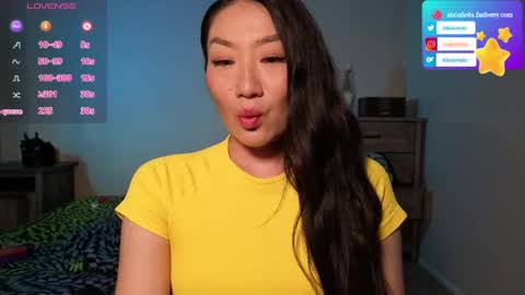 Snapshot of aliciahebixxx chatting on May 19, 1:44 am Alicia Hebi online show from May 19, 1:44 am