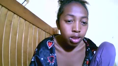 Snapshot of alicianah chatting on September 24, 8:06 am alicianah online show from September 24, 8:06 am