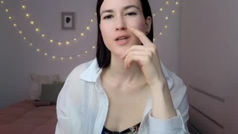 Snapshot of alicianoveli chatting on May 22, 3:17 pm alicianoveli online show from May 22, 3:17 pm