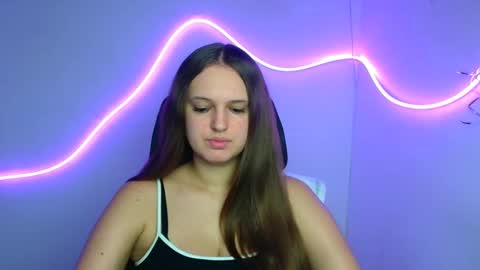 Snapshot of alicie_dream_ chatting on September 26, 11:14 am Alicie online show from September 26, 11:14 am