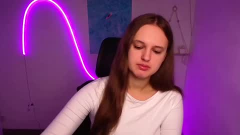 Snapshot of alicie_dream_ chatting on October 15, 5:40 am Alicie online show from October 15, 5:40 am