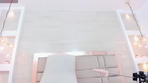 im tutti online show from February 11, 5:16 am